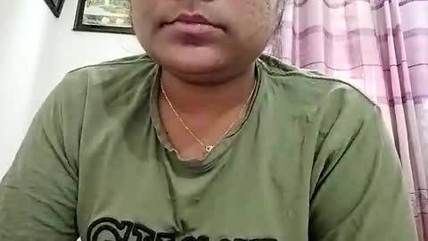 himuhimu22 online show from November 20, 2025, 3:28 am