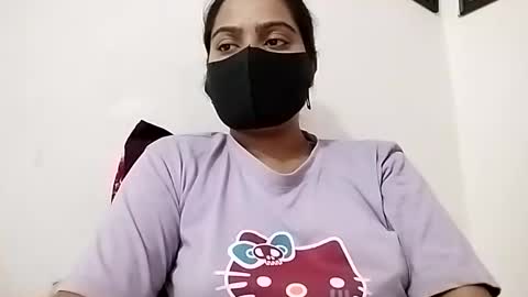 himuhimu22 online show from April 1, 2026, 8:48 am