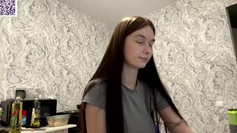 Snapshot of hinadesire chatting on May 17, 2026, 7:43 pm Hina online show from May 17, 2026, 7:43 pm