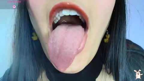 hinata online show from September 30, 2025, 9:20 pm