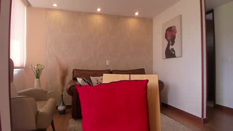 Hinnata online show from December 9, 2024, 3:44 pm