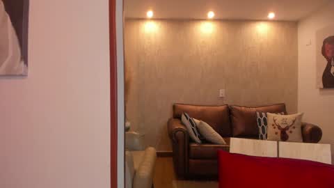 Hinnata online show from January 29, 2025, 12:33 am