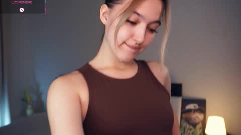 Leya Day Mary Night   PvT Open online show from September 12, 2025, 7:03 pm