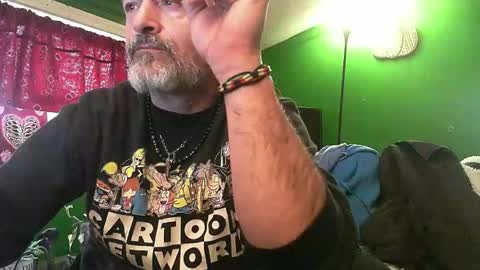 hippiedad333 online show from March 13, 2026, 9:21 pm