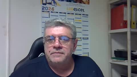 hippo online show from January 7, 2025, 3:54 pm