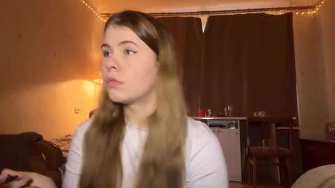 I am Amy ntmu Lets hit 10 Thumbs Up together online show from January 12, 2026, 11:48 am