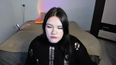 Dina online show from November 13, 2025, 4:50 pm