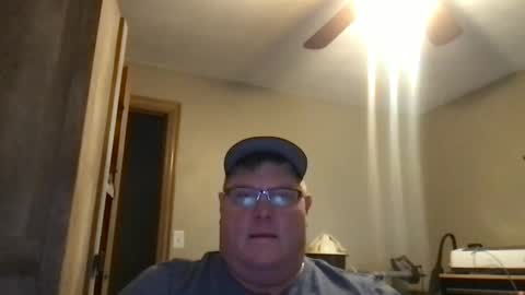 Snapshot of hmmtat chatting on January 2, 2025, 7:51 pm hmmtat online show from January 2, 2025, 7:51 pm