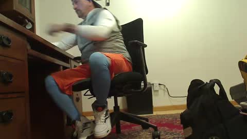 Snapshot of hockeybud chatting on October 7, 2025, 6:16 pm Rick online show from October 7, 2025, 6:16 pm