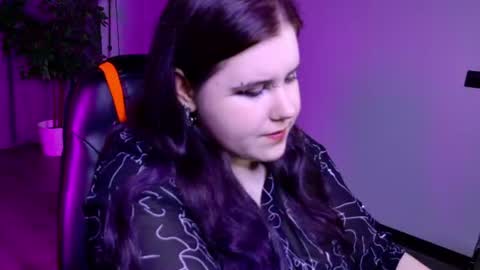 Snapshot of hoctra_neith chatting on July 13, 2026, 6:05 am Hanna online show from July 13, 2026, 6:05 am