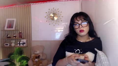 Snapshot of hoelyaurora chatting on August 3, 2026, 3:38 pm Aurora3 online show from August 3, 2026, 3:38 pm