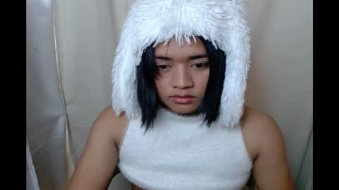 Snapshot of hoelyhanabi chatting on November 19, 2025, 4:45 am KIESH online show from November 19, 2025, 4:45 am