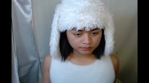 Snapshot of hoelyhanabi chatting on November 29, 2025, 5:54 am KIESH online show from November 29, 2025, 5:54 am