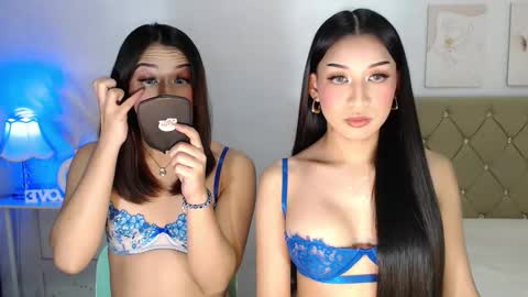 Snapshot of hoelymorri chatting on December 1, 2025, 2:11 pm Hoelymorri online show from December 1, 2025, 2:11 pm