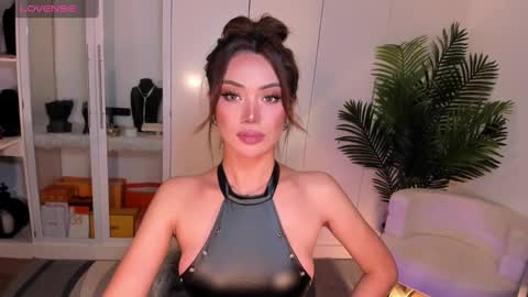 Ms. Laura online show from December 2, 2024, 10:12 pm