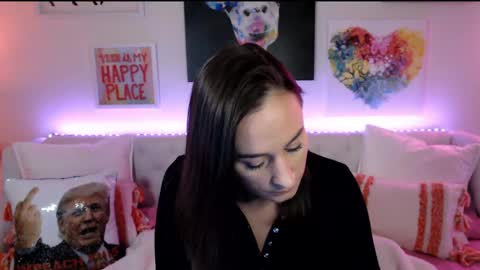 Holi Hurricane online show from April 15, 2026, 2:18 am