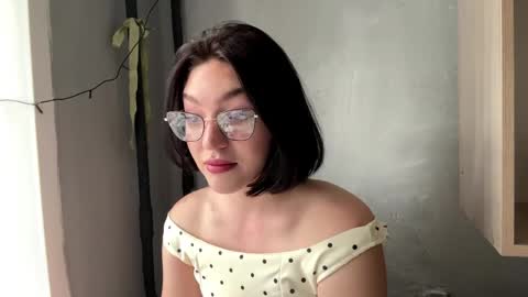 Sofia online show from March 28, 2026, 5:18 am