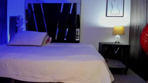 Mara online show from September 23, 2025, 3:09 am