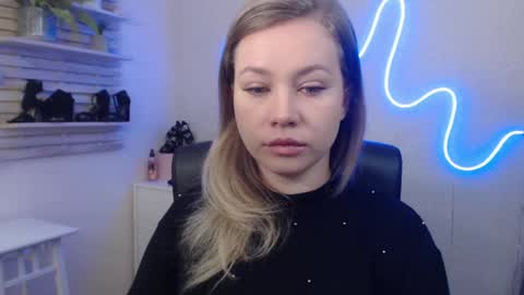 Holly online show from January 22, 2025, 3:31 am