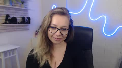 Holly online show from January 29, 2025, 8:51 am