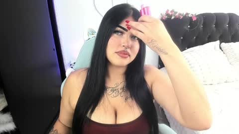 Snapshot of hollycute54 chatting on April 9, 2026, 6:46 pm Holly online show from April 9, 2026, 6:46 pm