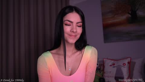 Snapshot of hollylinder_ chatting on December 7, 2024, 1:58 am Holly Linder online show from December 7, 2024, 1:58 am