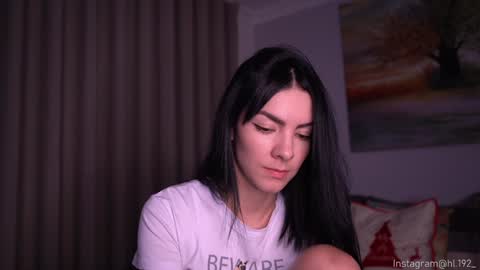 Snapshot of hollylinder_ chatting on December 11, 2024, 1:47 am Holly Linder online show from December 11, 2024, 1:47 am