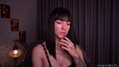 Snapshot of hollylinder_ chatting on January 22, 2025, 2:04 am Holly Linder online show from January 22, 2025, 2:04 am