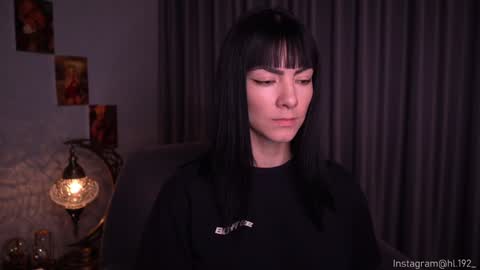 Snapshot of hollylinder_ chatting on January 23, 2025, 1:19 am Holly Linder online show from January 23, 2025, 1:19 am