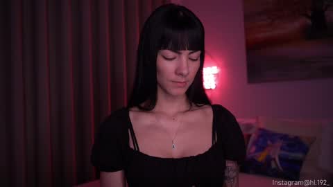 Snapshot of hollylinder_ chatting on February 13, 2025, 4:54 am Holly Linder online show from February 13, 2025, 4:54 am