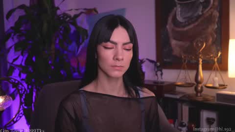 Snapshot of hollylinder_ chatting on March 8, 2025, 2:12 am Holly Linder online show from March 8, 2025, 2:12 am