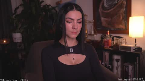 Snapshot of hollylinder_ chatting on September 13, 2025, 2:11 am Holly Linder online show from September 13, 2025, 2:11 am