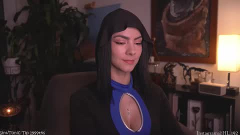 Snapshot of hollylinder_ chatting on October 11, 2025, 2:00 am Holly Linder online show from October 11, 2025, 2:00 am