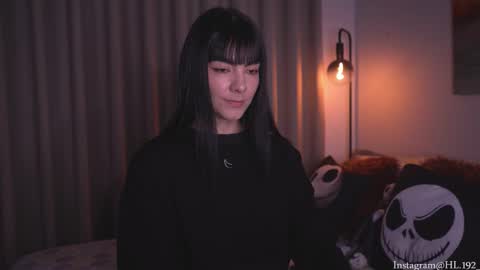 Holly Linder online show from January 11, 2026, 1:43 am