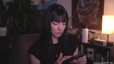 Holly Linder online show from February 1, 2026, 2:21 am