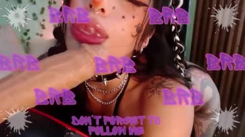 holly online show from December 17, 2024, 8:43 pm