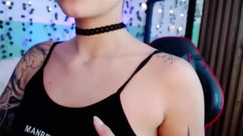 holly online show from December 26, 2024, 11:57 pm