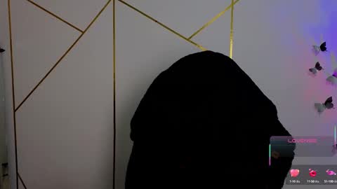 holly online show from September 19, 2025, 11:33 am