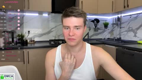 holy_eggs_00 online show from December 2, 2025, 3:18 pm