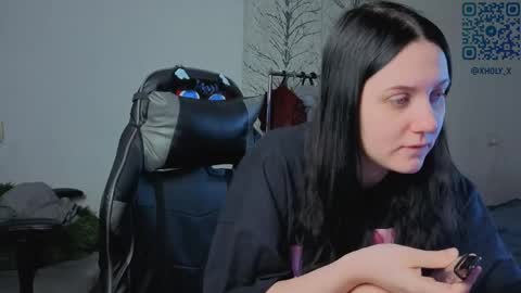 Kviki online show from April 19, 2026, 2:44 am