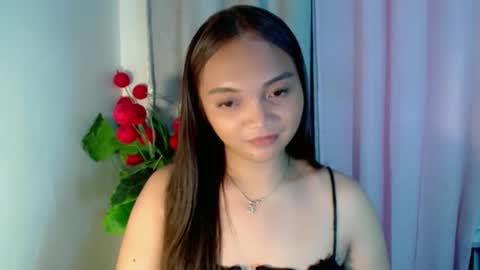 Snapshot of holy_shine chatting on December 14, 2025, 4:56 pm Bella online show from December 14, 2025, 4:56 pm