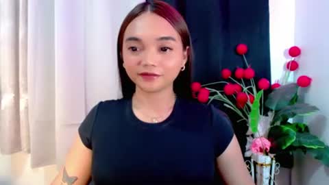 Snapshot of holy_shine chatting on January 12, 2026, 5:40 pm Bella online show from January 12, 2026, 5:40 pm