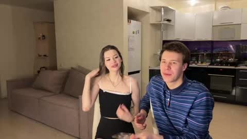 Vio online show from February 10, 2025, 9:15 pm