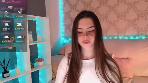 Snapshot of holymiax chatting on June 11, 2026, 3:37 am Mia online show from June 11, 2026, 3:37 am