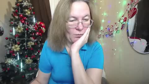 Snapshot of holymilfa chatting on December 4, 2024, 7:28 am holymilfa online show from December 4, 2024, 7:28 am