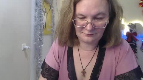 Snapshot of holymilfa chatting on December 13, 2024, 2:49 pm holymilfa online show from December 13, 2024, 2:49 pm