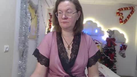Snapshot of holymilfa chatting on January 5, 2025, 7:49 am holymilfa online show from January 5, 2025, 7:49 am
