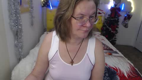 Snapshot of holymilfa chatting on January 9, 2025, 10:41 am holymilfa online show from January 9, 2025, 10:41 am