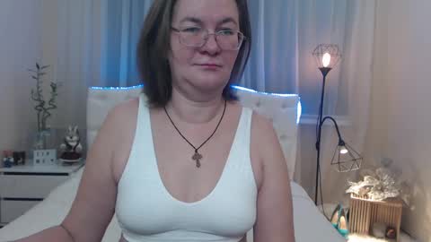 Snapshot of holymilfa chatting on January 31, 2025, 7:50 am holymilfa online show from January 31, 2025, 7:50 am