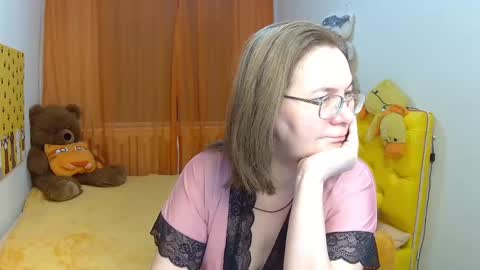 Snapshot of holymilfa chatting on February 1, 2025, 2:02 pm holymilfa online show from February 1, 2025, 2:02 pm